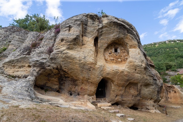 Iglesia de la cueva de Arroyuelos del siglo X España