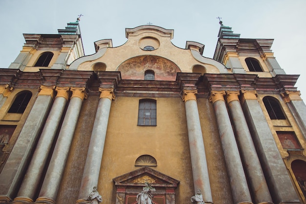 Iglesia Franciscana de Santa María Magdalena y Nuestra Señora en Przemysl Polonia