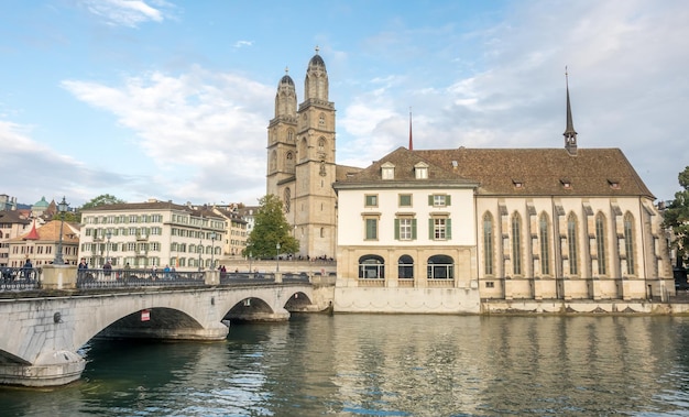 Iglesia de Grossmünster en Zúrich