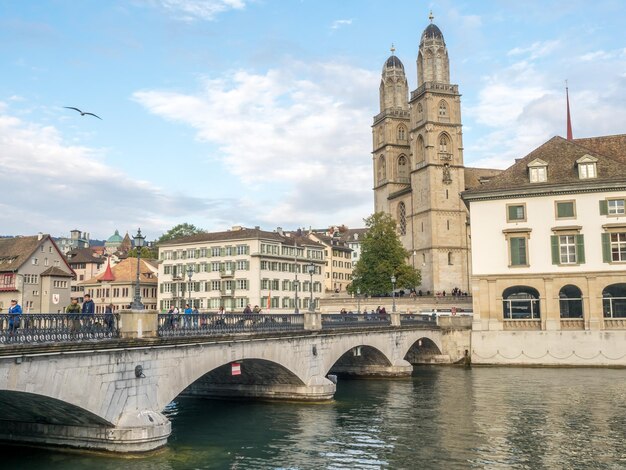 Iglesia de Grossmünster en Zúrich