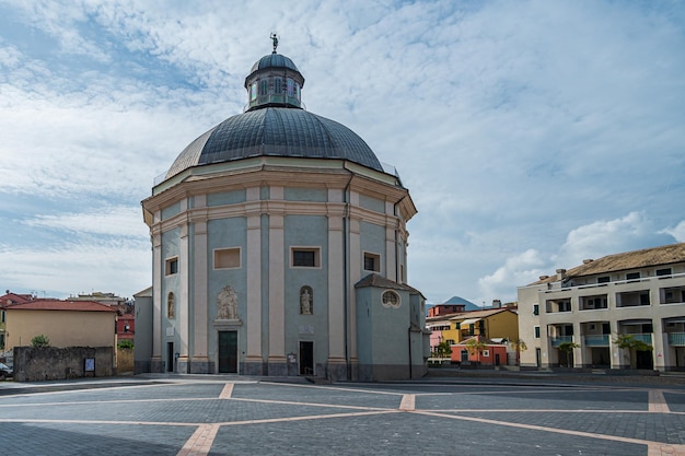 Iglesia en Loano