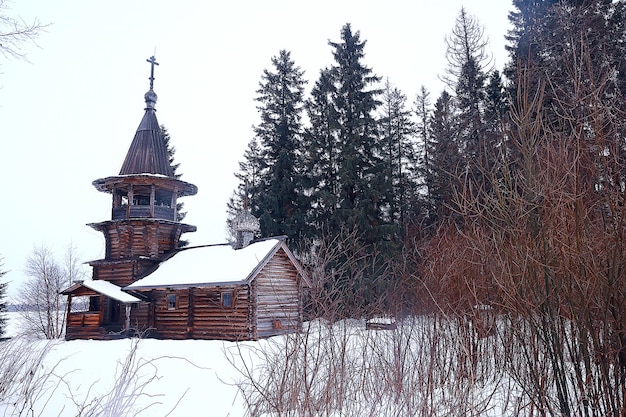 iglesia de madera de canadá / paisaje en invierno nieve canadá, iglesia histórica cristiana