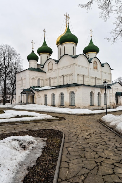 Iglesia ortodoxa en Suzdal