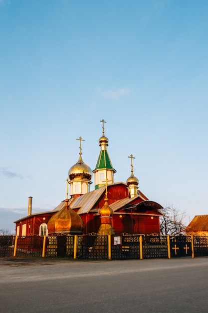 Foto iglesia ortodoxa del templo nikitinsky