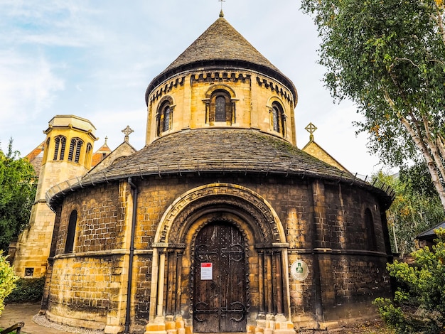 Iglesia redonda HDR en Cambridge