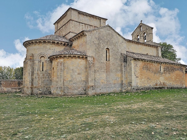 Iglesia románica de Santa Eufemia en Olmos de Ojeda provincia de Palencia