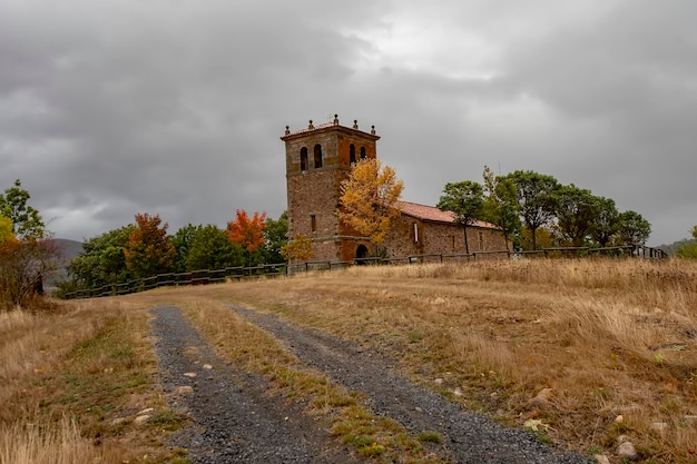 Iglesia románica de Santa María la Mayor de Villacantid