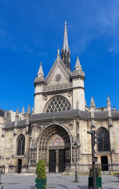 Iglesia de Saint Laurent en el boulevard de Magenta en el centro de París Francia