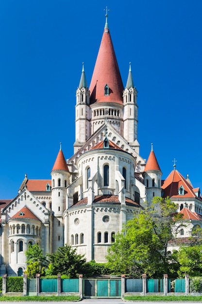 Iglesia de San Francisco de Asís Viena Austria