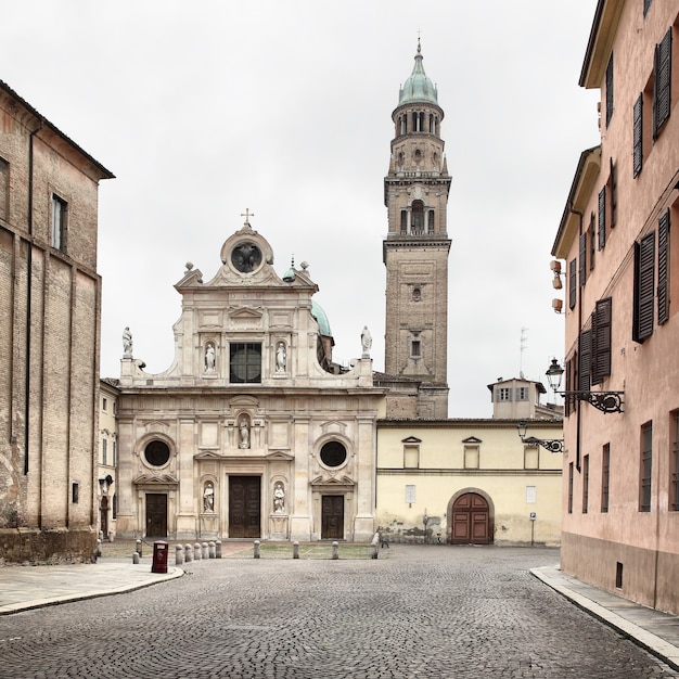 Iglesia de San Giovanni en Parma, Italia