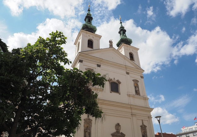 Foto iglesia de san miguel en brno