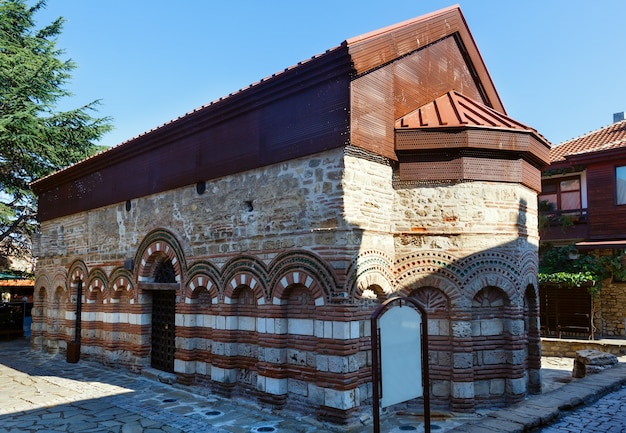 Iglesia de San Paraskevi en Nessebar, Bulgaria. Construido en el siglo XIII o XIV.