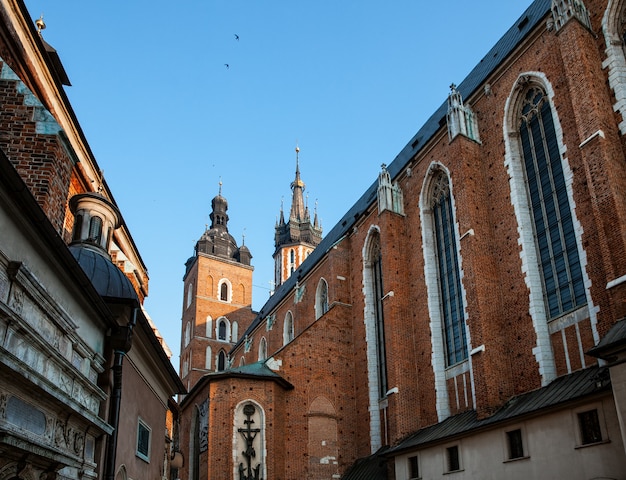 La iglesia de Santa María en el mercado de Cracovia. Polonia.