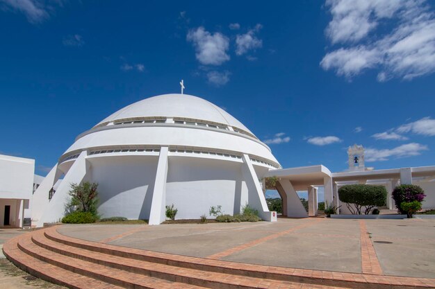 La iglesia del Santuario de nossa senhora de piedade en la ciudad de Loule en el Algarve