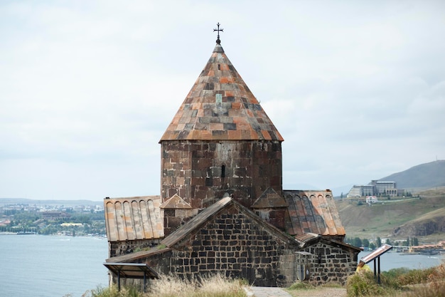 Iglesia en sevan en Armenia