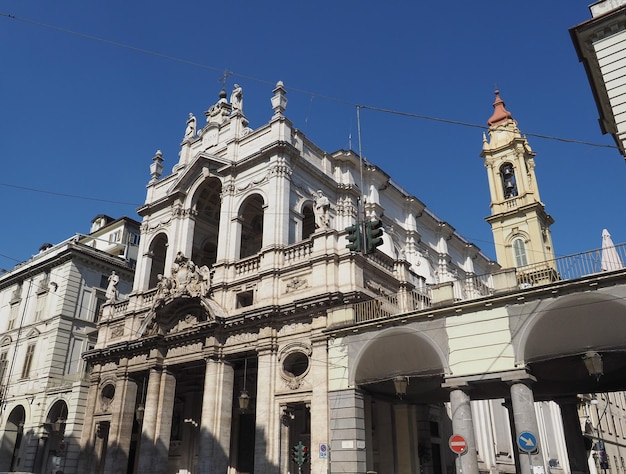 Iglesia SS Annunziata en Turín