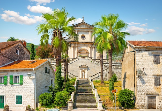 Iglesia de la Virgen