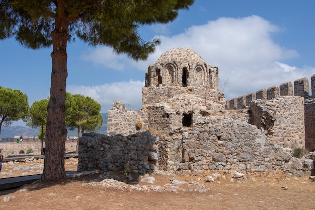 Igreja bizantina em uma fortaleza Alanya Kalesi na cidade de Alanya, Turquia