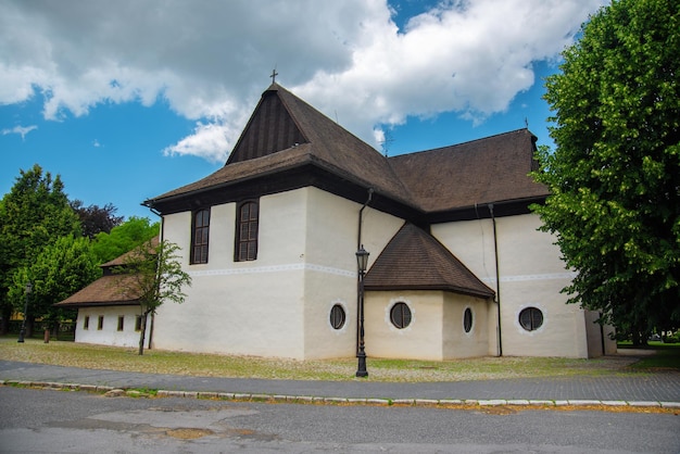 Igreja de madeira histórica na cidade de Kezmarok, UNESCO. Eslováquia, Europa.