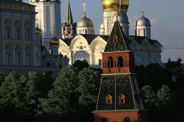 Igreja de Moscou da cúpula/arquitetura ortodoxa, cúpulas de catedral em moscou, rússia ortodoxia cristianismo, conceito de fé