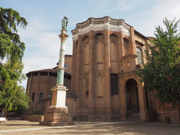 Igreja de San Domenico em Bolonha