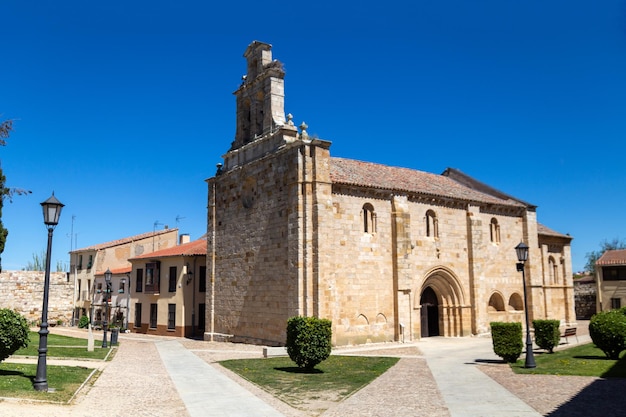 Igreja de San Isidoro do século XII Zamora Castela e Leão Espanha