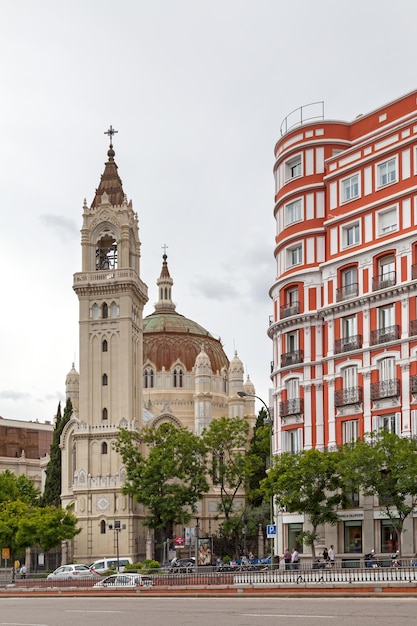 Igreja de San Manuel y San Benito em Madrid