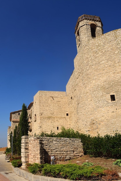 Igreja de Sant Pere de Monfalco Murallat, la Segarra, província de LLeida, Catalunha, Espanha