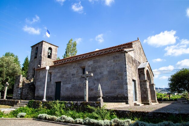 Foto igreja de santa maria de airaes século xiii mosteiro felgueiras portugal