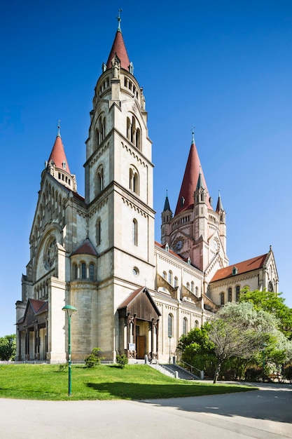 Igreja de São Francisco de Assis, Viena, Áustria