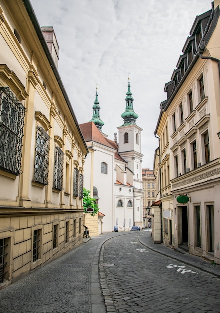 Igreja de st michael na república checa de brno. arquitetura religiosa