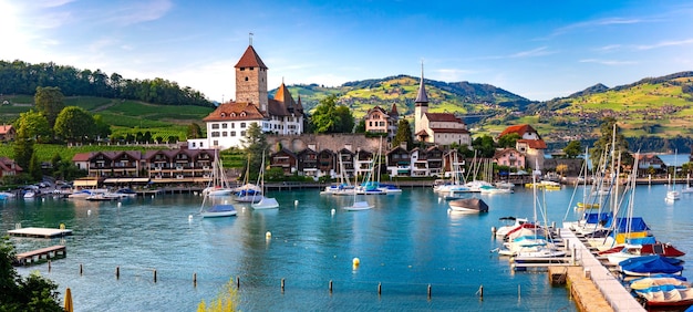 Igreja e castelo de spiez, suíça