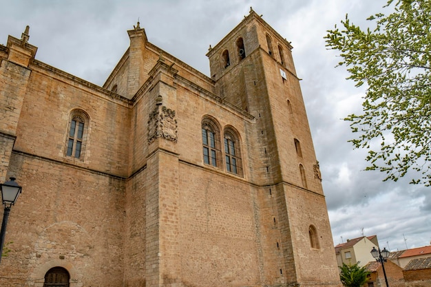 Igreja eclesiástica de santa ana em penaranda de duero na província de burgos espanha