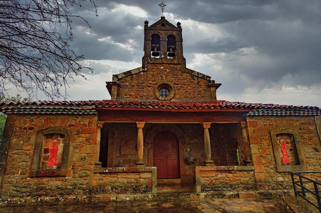 Igreja românica de santa maria magdalena de ruedes