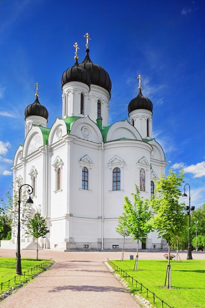 Igreja Russa em Pushkin, São Petersburgo. russo