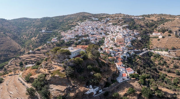 Ilha de kea, grécia panorâmica aérea de ioulis chora