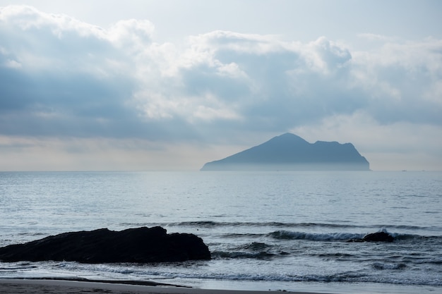 Ilha Guishan (Tartaruga) em Yilan, Taiwan.