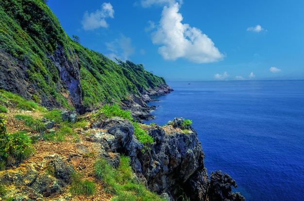 Ilha Talu perto da Ilha Samet, Província de Rayong na Tailândia