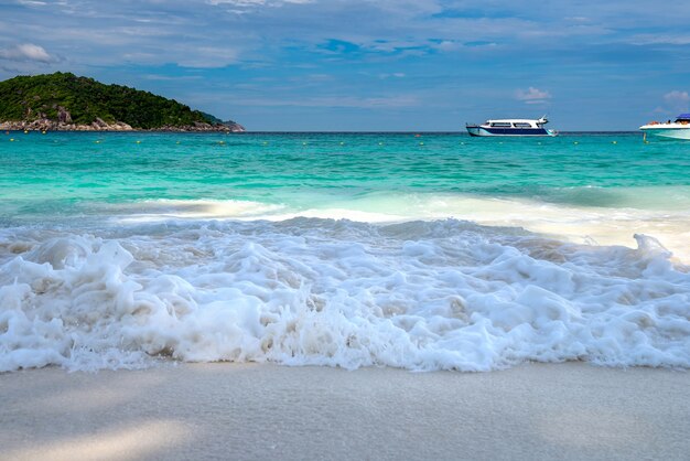 Ilhas Similan, província de Phang Nga Belo mar no sul da Tailândia,