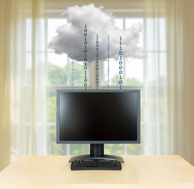 Ilustración del concepto de computación en la nube con PC de escritorio