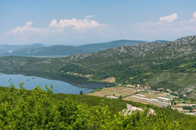 Im Süden von Bosnien und Herzegowina befindet sich der malerische Naturpark Hutovo.