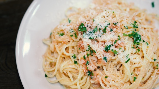 Imagem aproximada do molho de espaguete tarako, feito de bacalhau fresco no Japão e misturado com