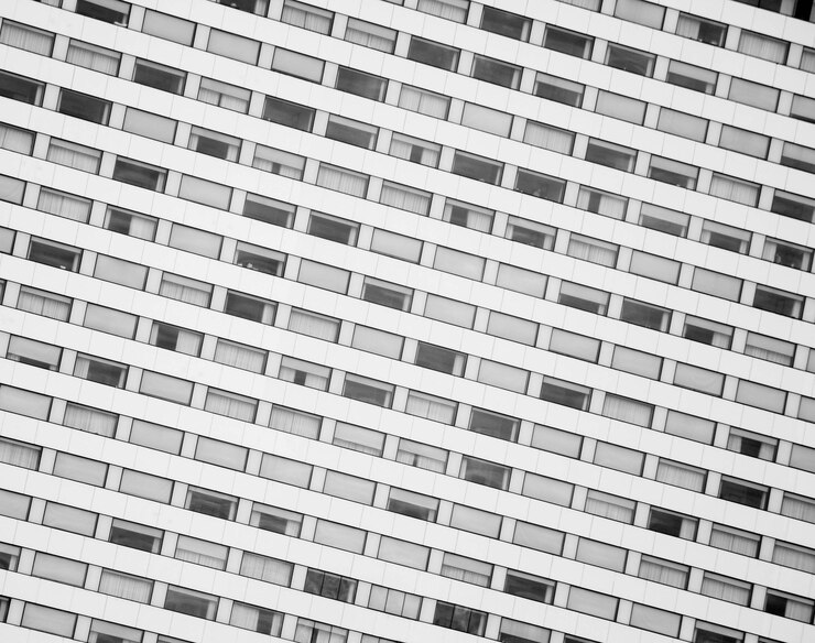 Foto imagem completa de um edifício moderno