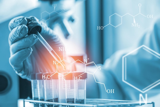 Imagem composta digital de cientista experimentando em laboratório e ícones