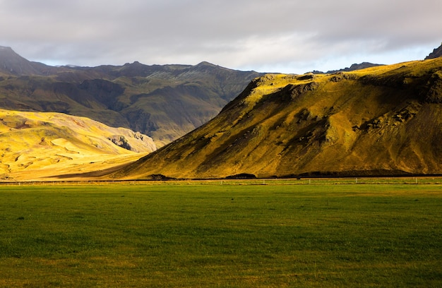 Imagem de bela paisagem da Islândia