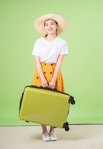 Foto imagem do conceito de verão de viagem de jovem mulher asiática