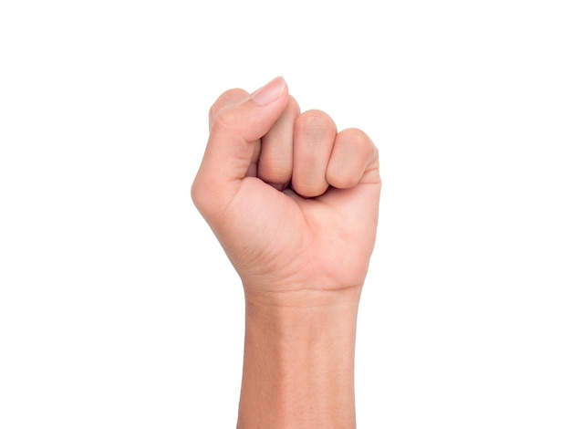 Imagem recortada de mão mostrando punho contra fundo branco