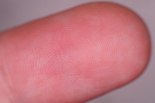 Imagem recortada de um dedo humano