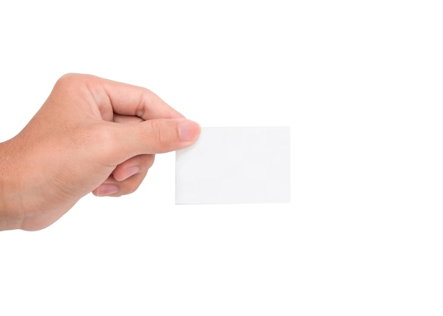 Imagem recortada de uma pessoa segurando um cartão em branco contra um fundo branco