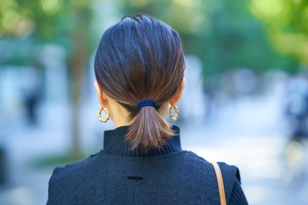 Imagen anónima de una mujer de negocios